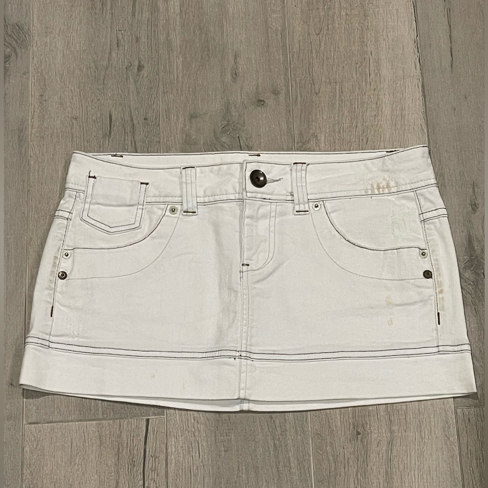United Colors of Benetton White Denim Mini Skirt Size S (US 6) Girl Women